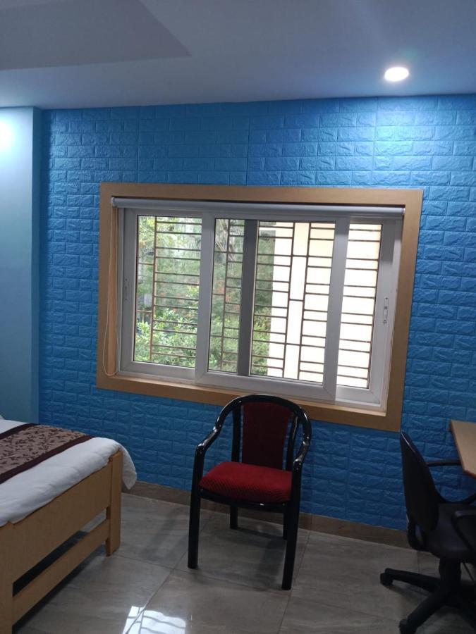 Soukyam Hotel Колката Екстериор снимка
